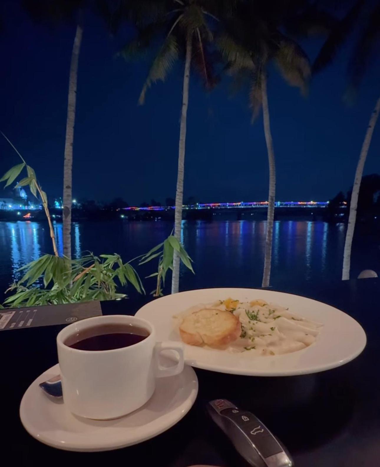 Jaladarshini Lakeside Gardens Acomodação com café da manhã Kollam Exterior foto