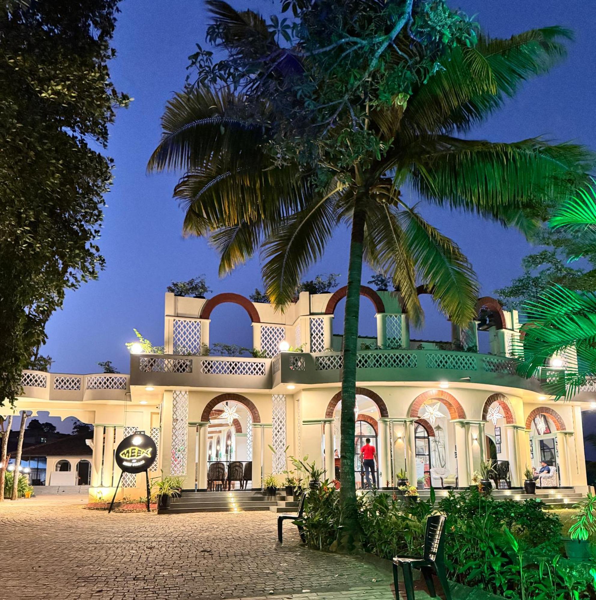 Jaladarshini Lakeside Gardens Acomodação com café da manhã Kollam Exterior foto